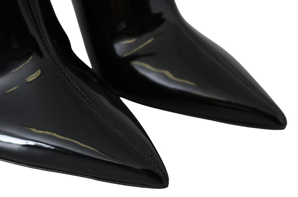 Elegante schwarze Lackstiefel mit Absatz