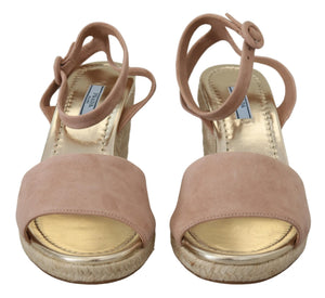 Rosa Wildleder-Sandalen mit Knöchelriemen
