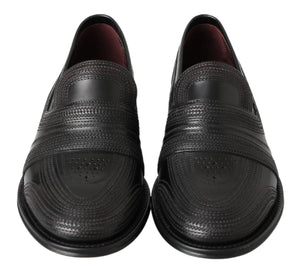 Schwarzes Leder Slipper Loafers Genähte Schuhe