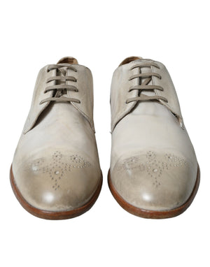 Weiße Derby-Schuhe aus Leder im Used-Look