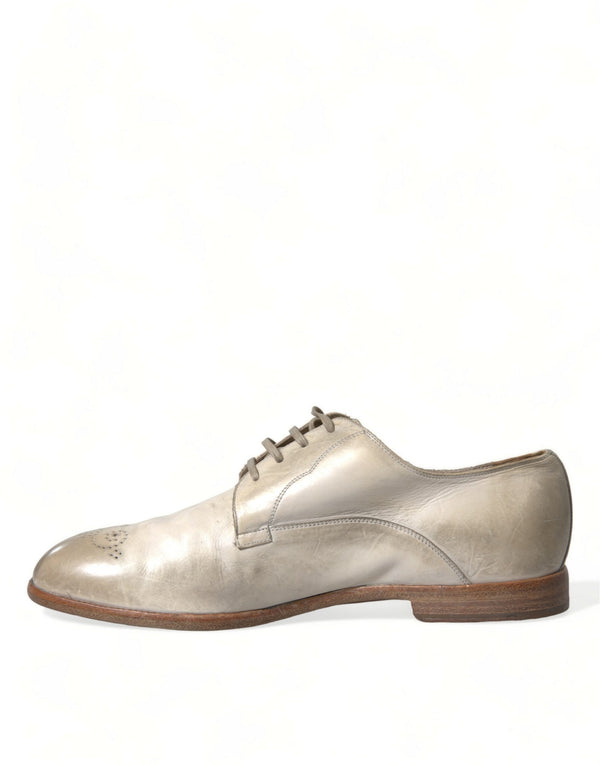 Weiße Derby-Schuhe aus Leder im Used-Look