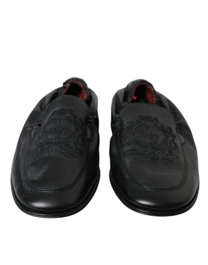 Schwarzes Logo besticktes Leder Loafer Männer Kleid Schuhe