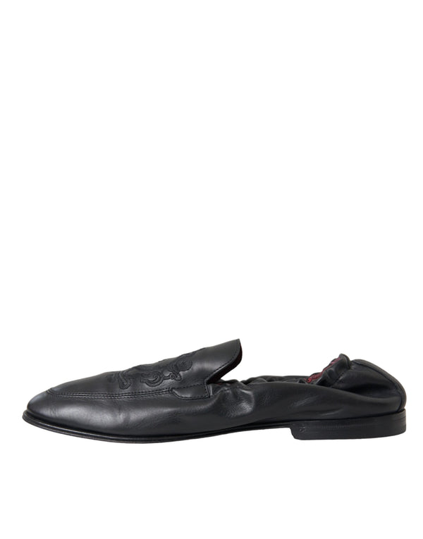 Schwarzes Logo besticktes Leder Loafer Männer Kleid Schuhe
