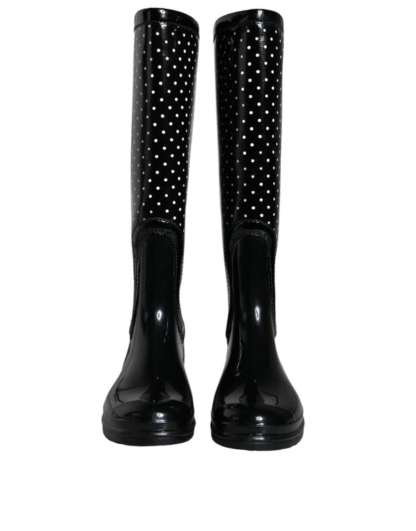 Schwarze gepunktete kniehohe Gummistiefel Schuhe