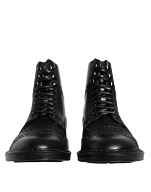Schwarze Leder Schnürstiefel mit mittlerer Wade