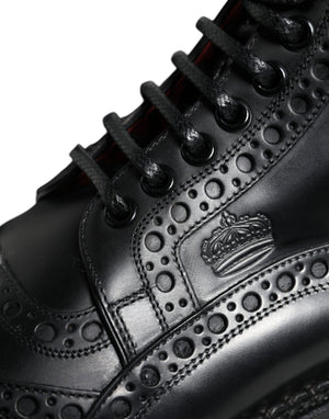 Schwarze Leder Schnürstiefel mit mittlerer Wade