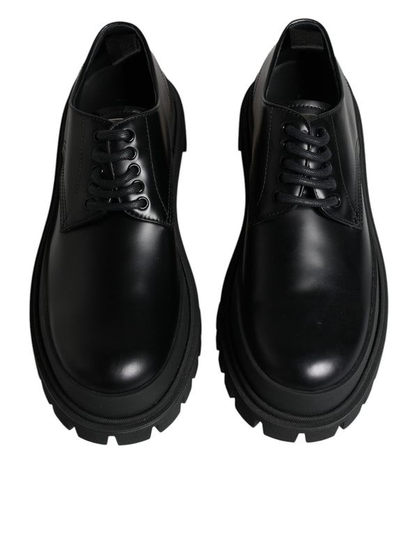 Schwarze Leder-Schnürschuhe für Trekking-Anzüge
