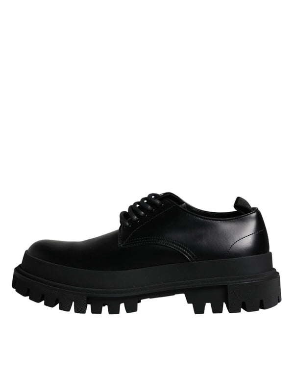 Schwarze Leder-Schnürschuhe für Trekking-Anzüge