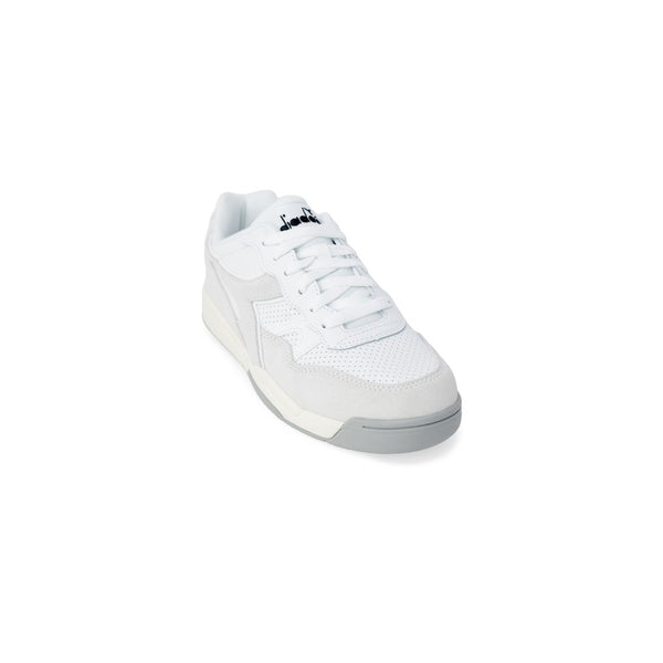 Weiße Sneaker aus Kunstleder
