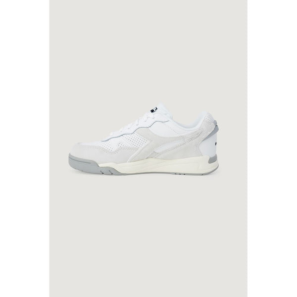 Weiße Sneaker aus Kunstleder