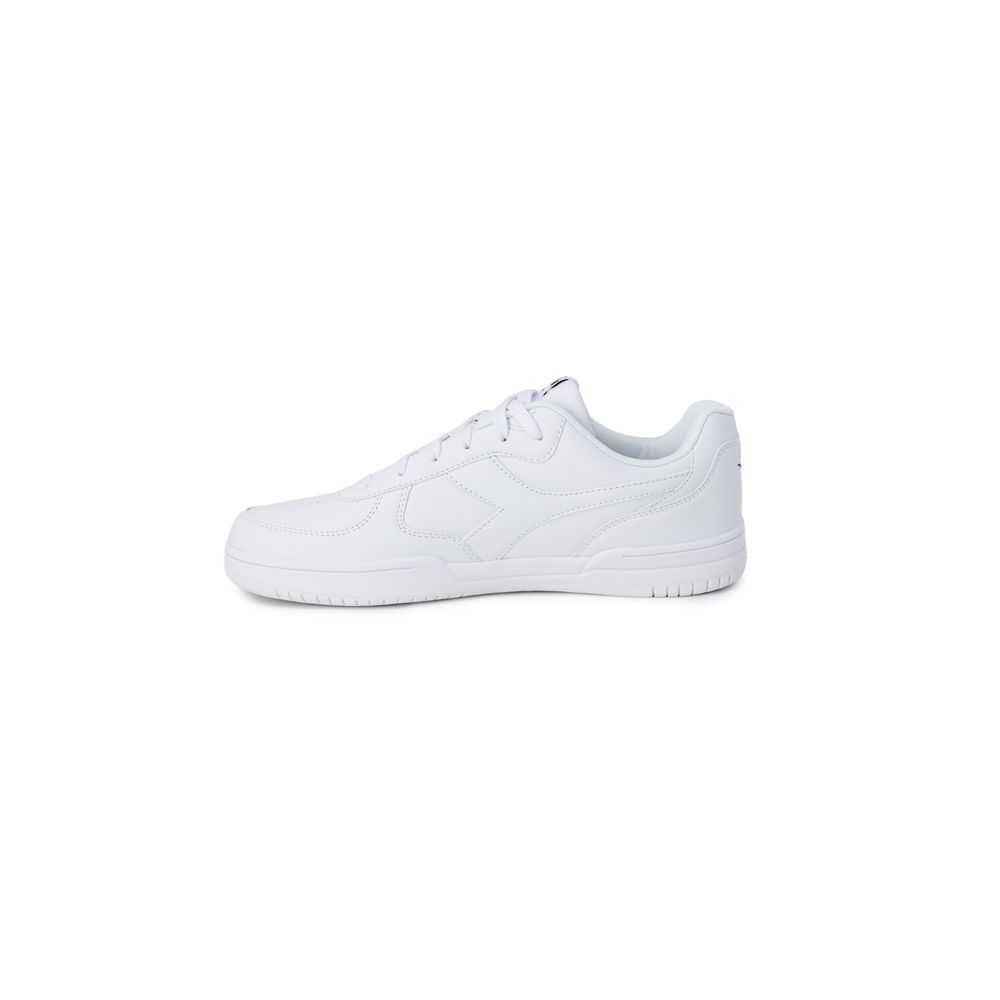 Weiße Sneaker aus Kunstleder