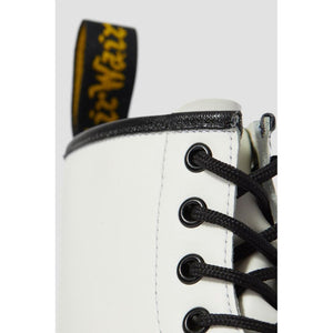 Weiße Leder-Schnürstiefel