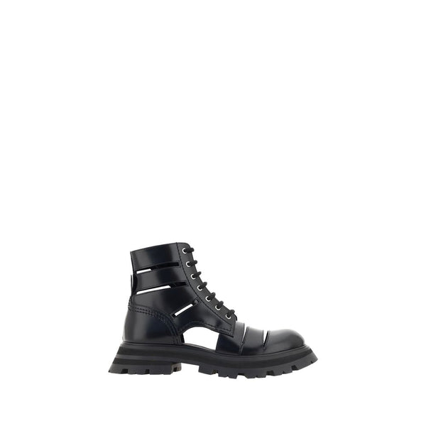 Schwarze Gummistiefel mit Schnürung