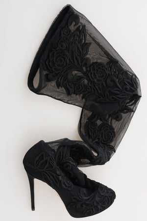 Schwarze floral bestickte Socken Stiefel