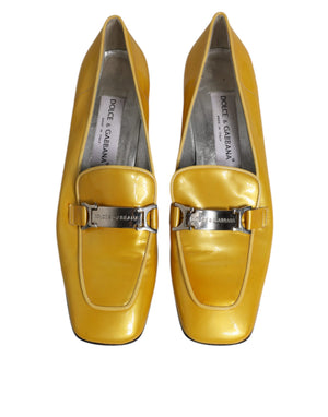 Gelbe Leder Logo Plaque Slip On Mokassin Schuhe