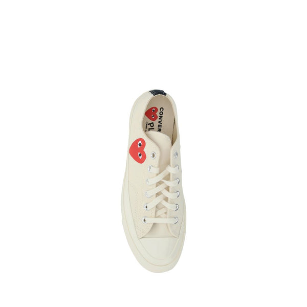 Weiße Gummisohle Sneakers mit niedrigem Schnitt