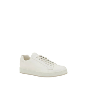 Weiße Gummisohle Sneakers mit niedrigem Schnitt