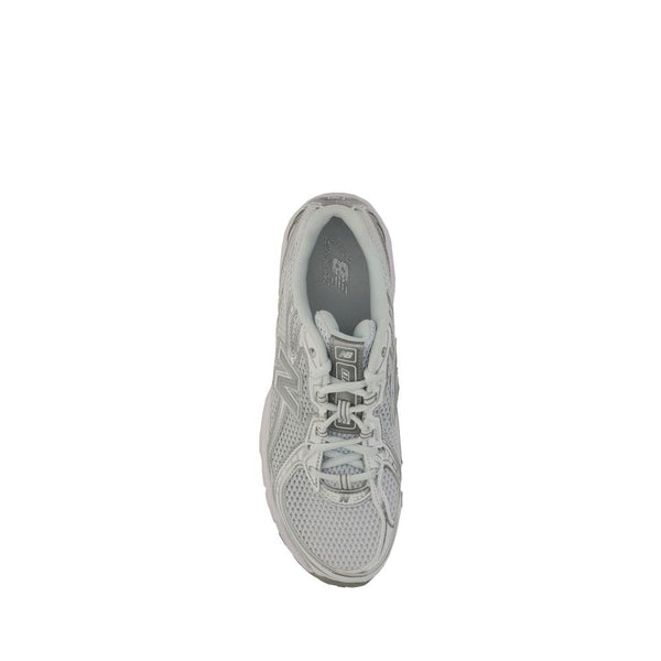 Weiße Polyurethan-Sportschuhe