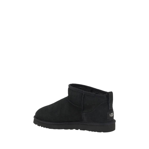 Schwarze Ziegenleder-Stiefeletten
