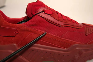 Rote Leder Daymaster Low Top Sneakers Schuhe