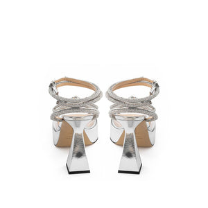 Elegante silberne Leder-Plateaus