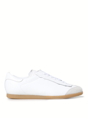 Niedrige, federleichte Sneakers aus Leder und Wildleder