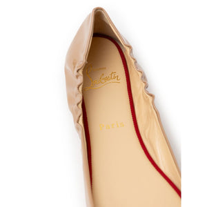 Beige Lackleder-Ballerinas