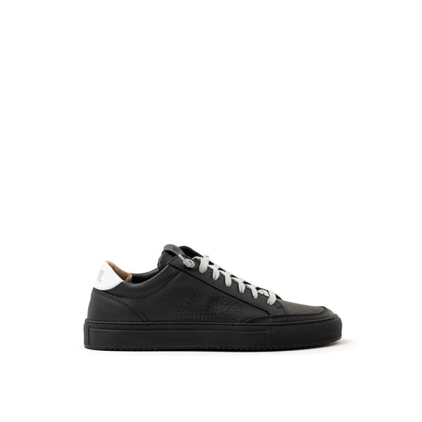 Schwarze Leder-Sportschuhe