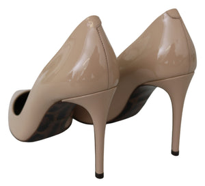 Beige Lackleder Stilettoabsatz Pumps