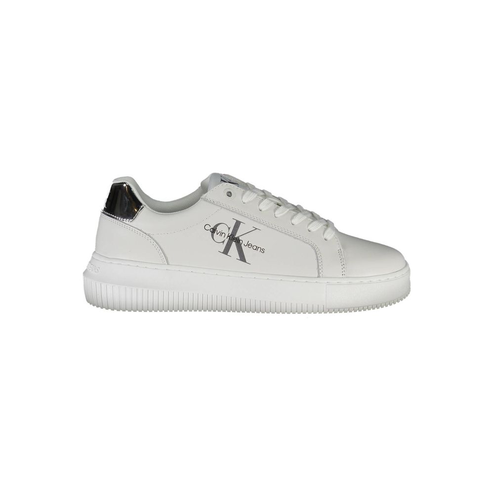 Sneaker aus weißem Polyester