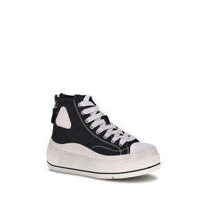 Hochwertige High-Top-Sneaker aus schwarzem Polyethylen