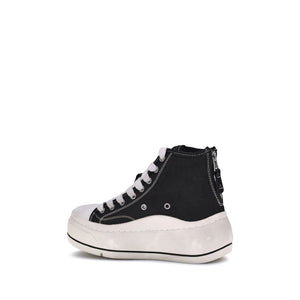 Hochwertige High-Top-Sneaker aus schwarzem Polyethylen