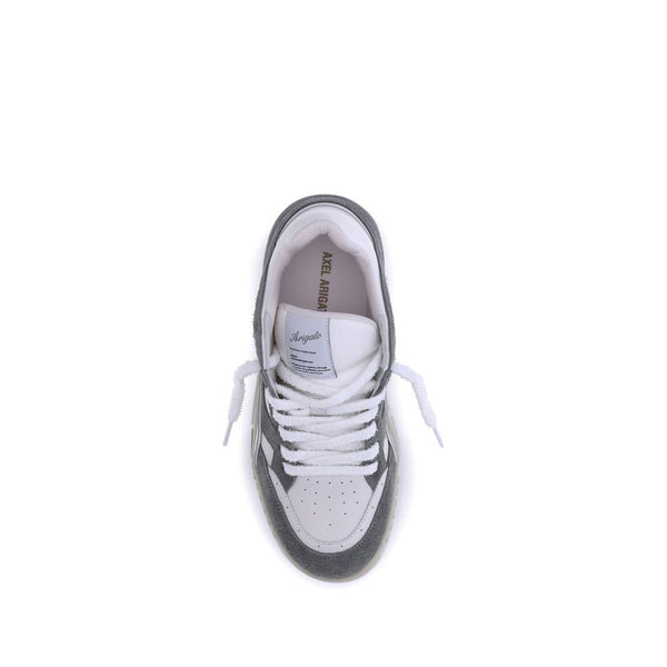 Graue Gummisohle Sneakers mit niedrigem Schaft