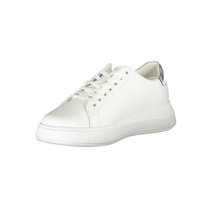 Schicke weiße Sneakers mit kontrastierenden Details