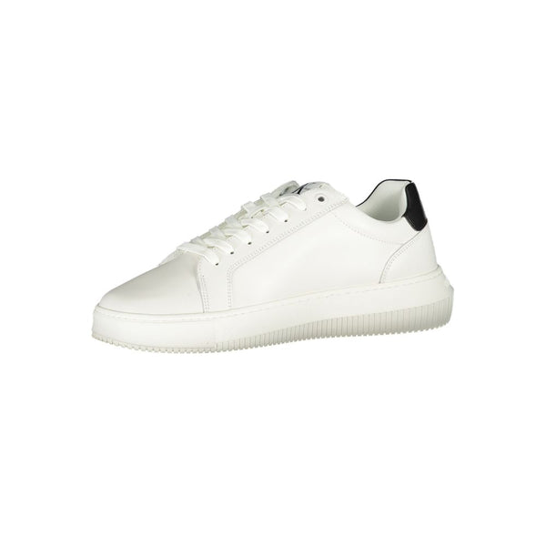 Raffinierte weiße Schnürsenkel-Sneakers