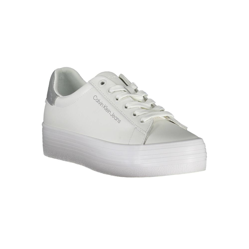 Sneaker aus weißem Polyester