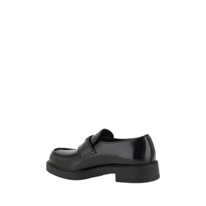 Elegante schwarze Plateau-Loafer aus Gummi