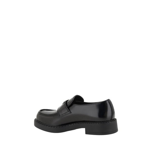 Elegante schwarze Plateau-Loafer aus Gummi