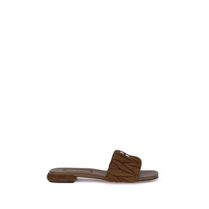 Schwarze Lamm-Ovis-Aries-Aries-Sandalen