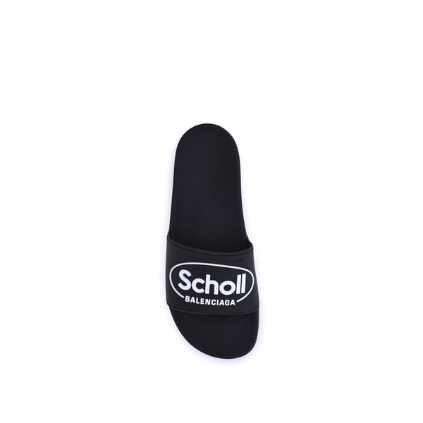 Flache Gummisandalen in Schwarz