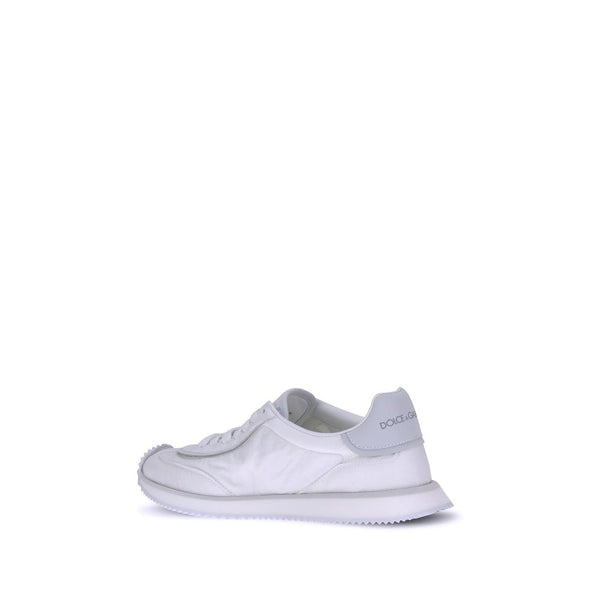 Weiße Stoff-Sneakers mit niedrigem Schaft