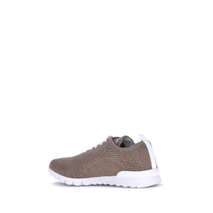Braune Baumwoll-Sportschuhe