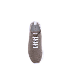 Braune Baumwoll-Sportschuhe