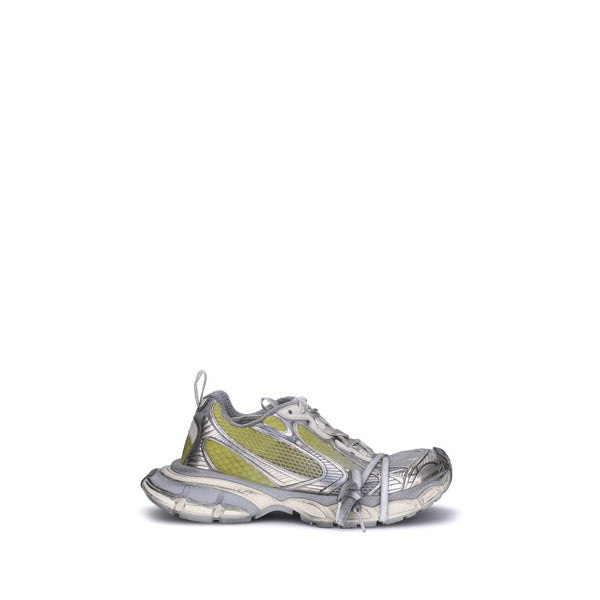 Gelbe Polyethylen-Sportschuhe