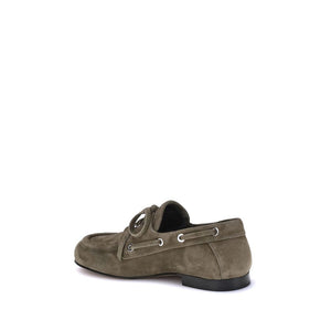 Beigefarbene Wildleder-Slipper aus Ziegenleder
