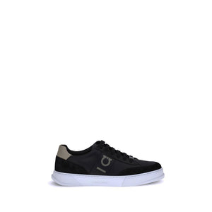 Schwarze Low-Top-Sneaker aus Kalbsleder Bos Taurus