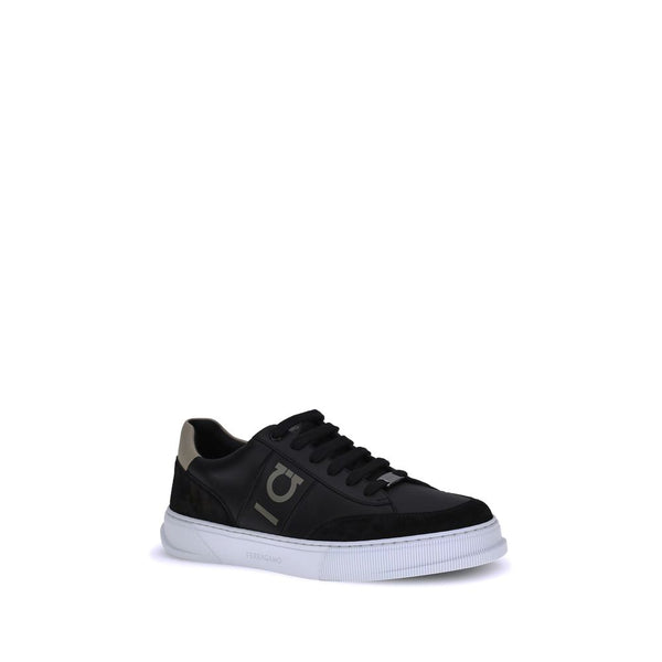 Schwarze Low-Top-Sneaker aus Kalbsleder Bos Taurus