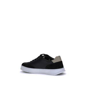 Schwarze Low-Top-Sneaker aus Kalbsleder Bos Taurus
