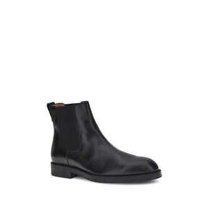 Schwarze Kalbshaut-Stiefeletten im Chelsea-Stil aus Bos Taurus-Leder