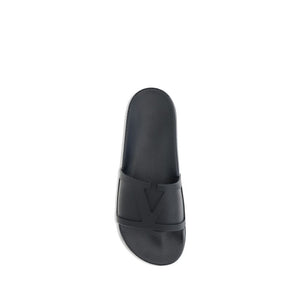 Flache Gummisandalen in Schwarz